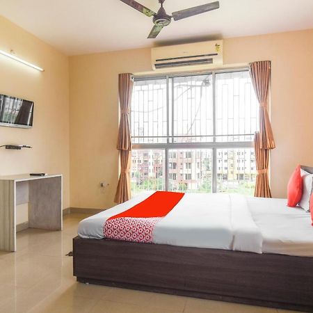 Oyo 8125 Orchid Inn Kolkata Ngoại thất bức ảnh