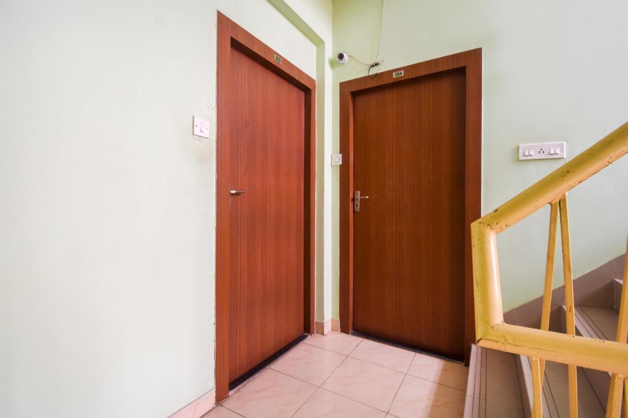 Oyo 8125 Orchid Inn Kolkata Ngoại thất bức ảnh